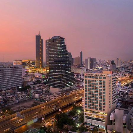 Hilton Garden Inn Bangkok Silom Exterior photo